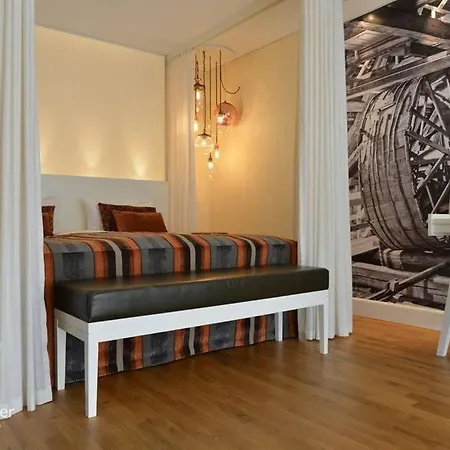 Mittermeier, Hotellerie & Restaurant מלון רוטנבורג אוב דר טאובר