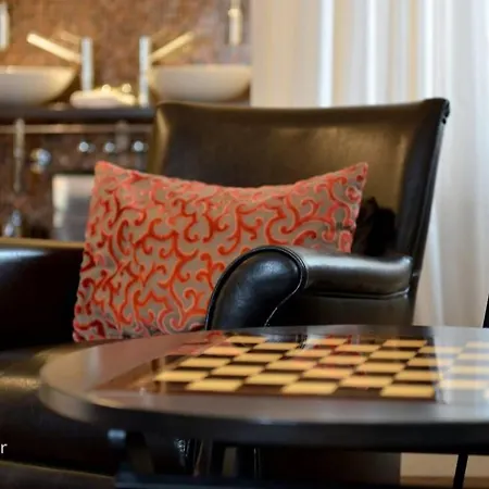 Mittermeier, Hotellerie & Restaurant מלון 4*